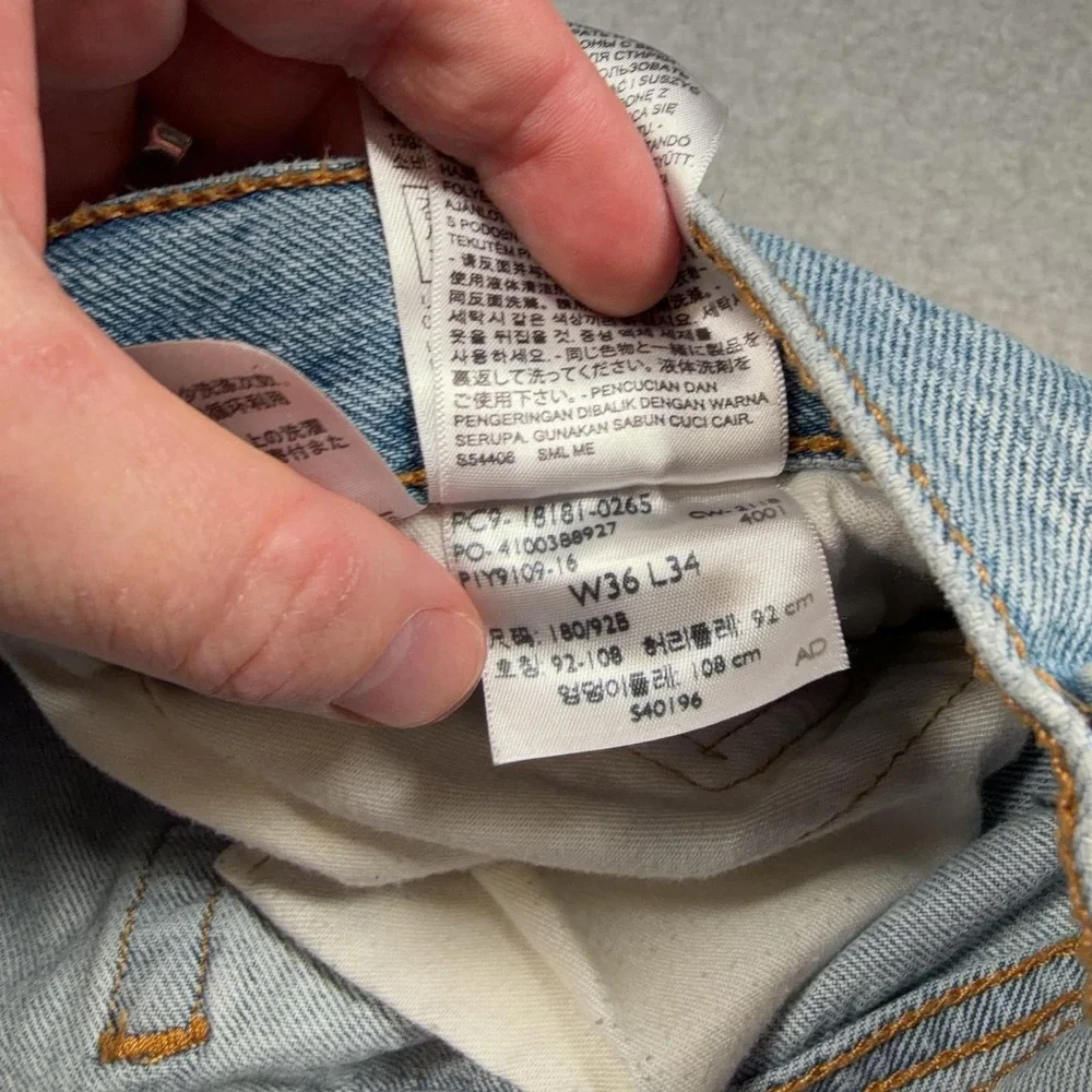 Levis 541 Jeans Mens 36x32 Blue Athletic Taper Stretch Denim Light Wash Pants